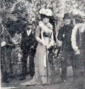 prince-edward-with-his-wife-and-the-earl-of-mount-edgecombe-at-launceston-in-1909