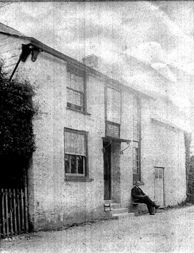 The Bennetts Arms, Lawhitton in 1900. Photo courtesy of Tarry Barriball.