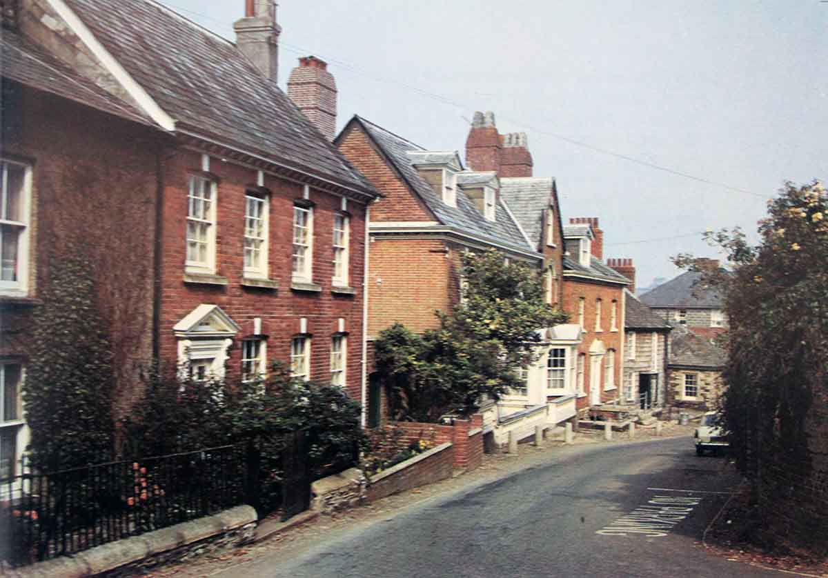 castle-street-launceston-in-the-1970s