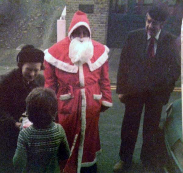 bert-pike-as-santa-with-mr-and-mrs-colin-gillbard