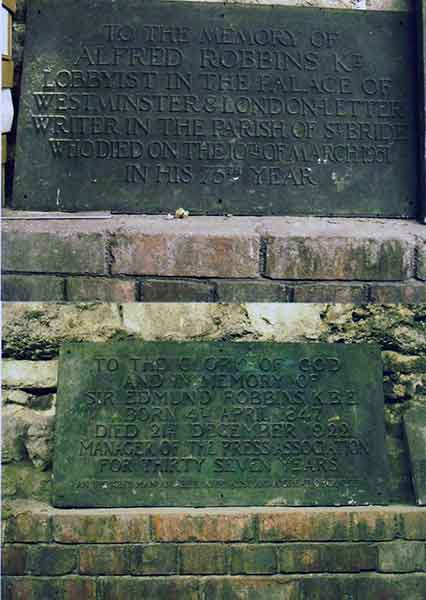sir-alfred-and-edmund-robbins-memorials