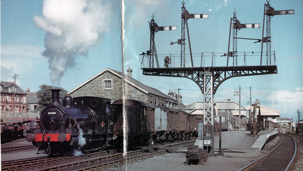 Beattie well-tank 30586 in June 1960 at Wadebridge