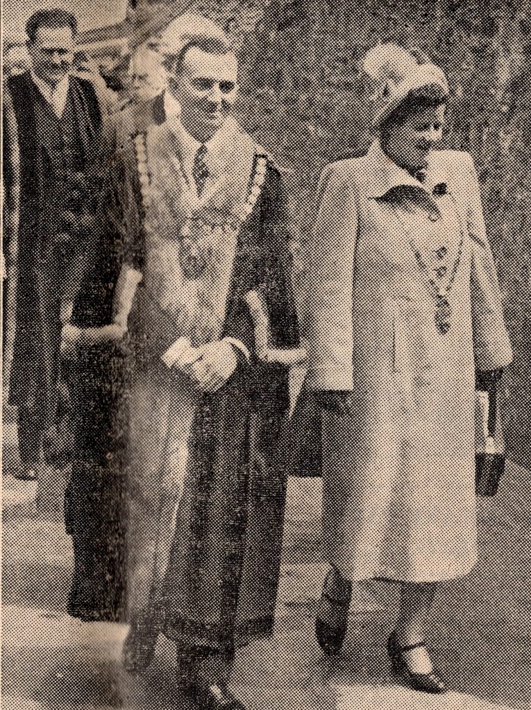 New 1951 mayor Reuben Lewis Hicks and his wife in May 1951
