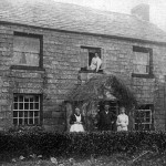 The rear of the Bennetts Arms, Lawhitton in 1900. Photo courtesy of Tarry Barriball.