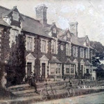 West End Cottages, Lifton in the early part of the 20th centrury.